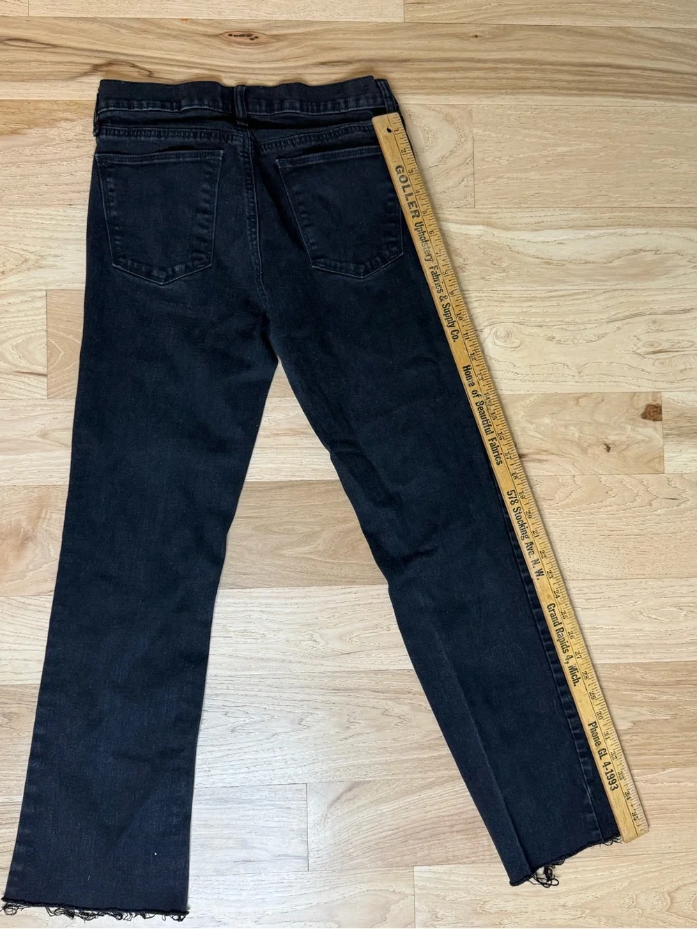 Gap size 6 jeans - Picture 4 of 4